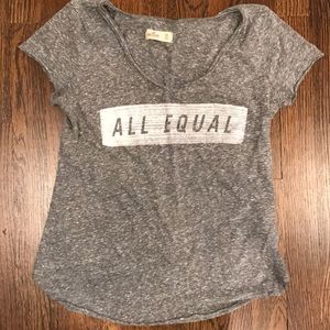 Hollister t-shirt